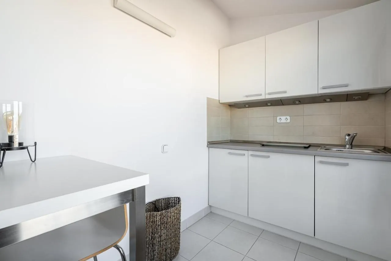 Panoramic Penthouse With Rooftop Terrace & Parking For 2 Cars Budapest