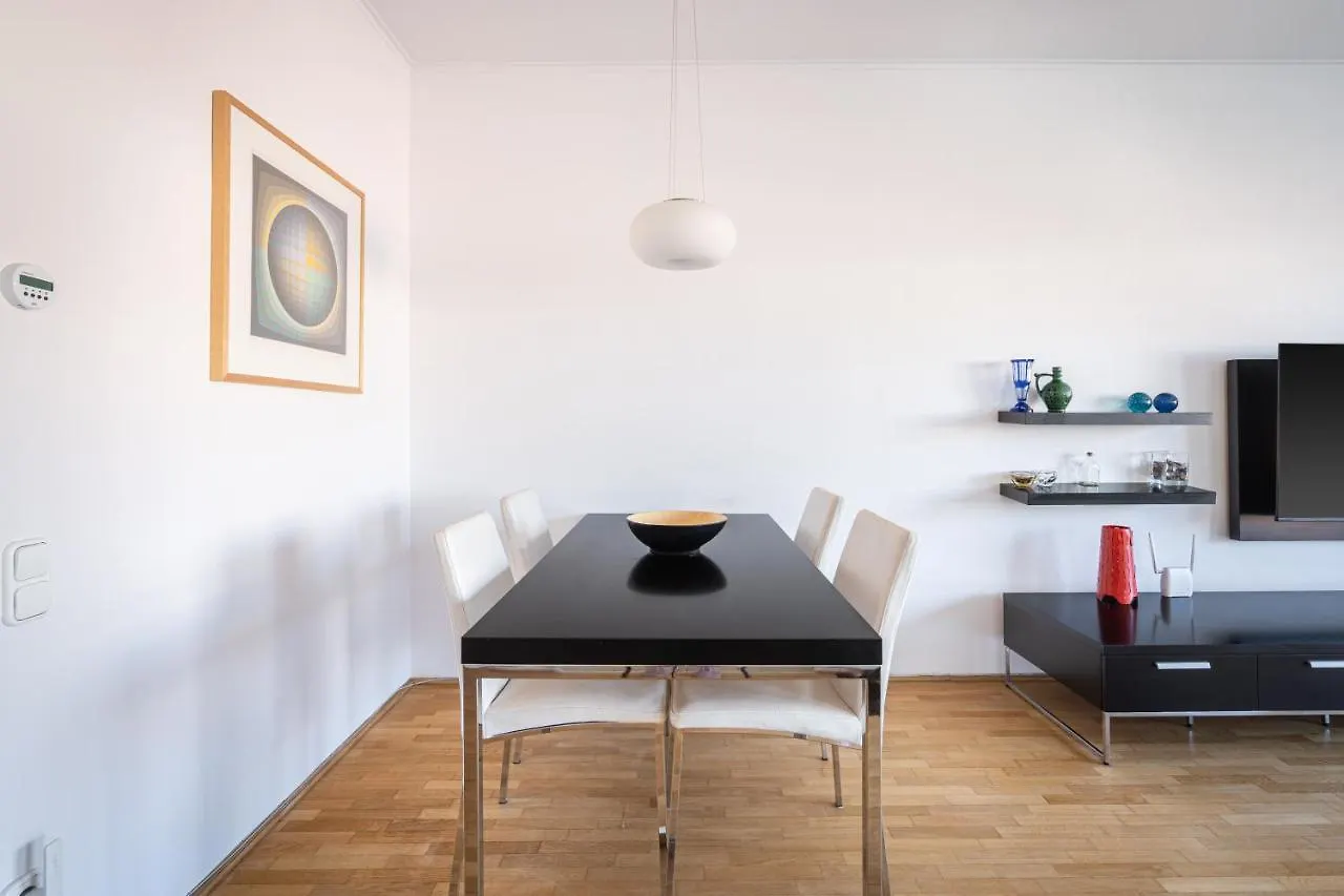 Panoramic Penthouse With Rooftop Terrace & Parking For 2 Cars Budapest Appartamento
